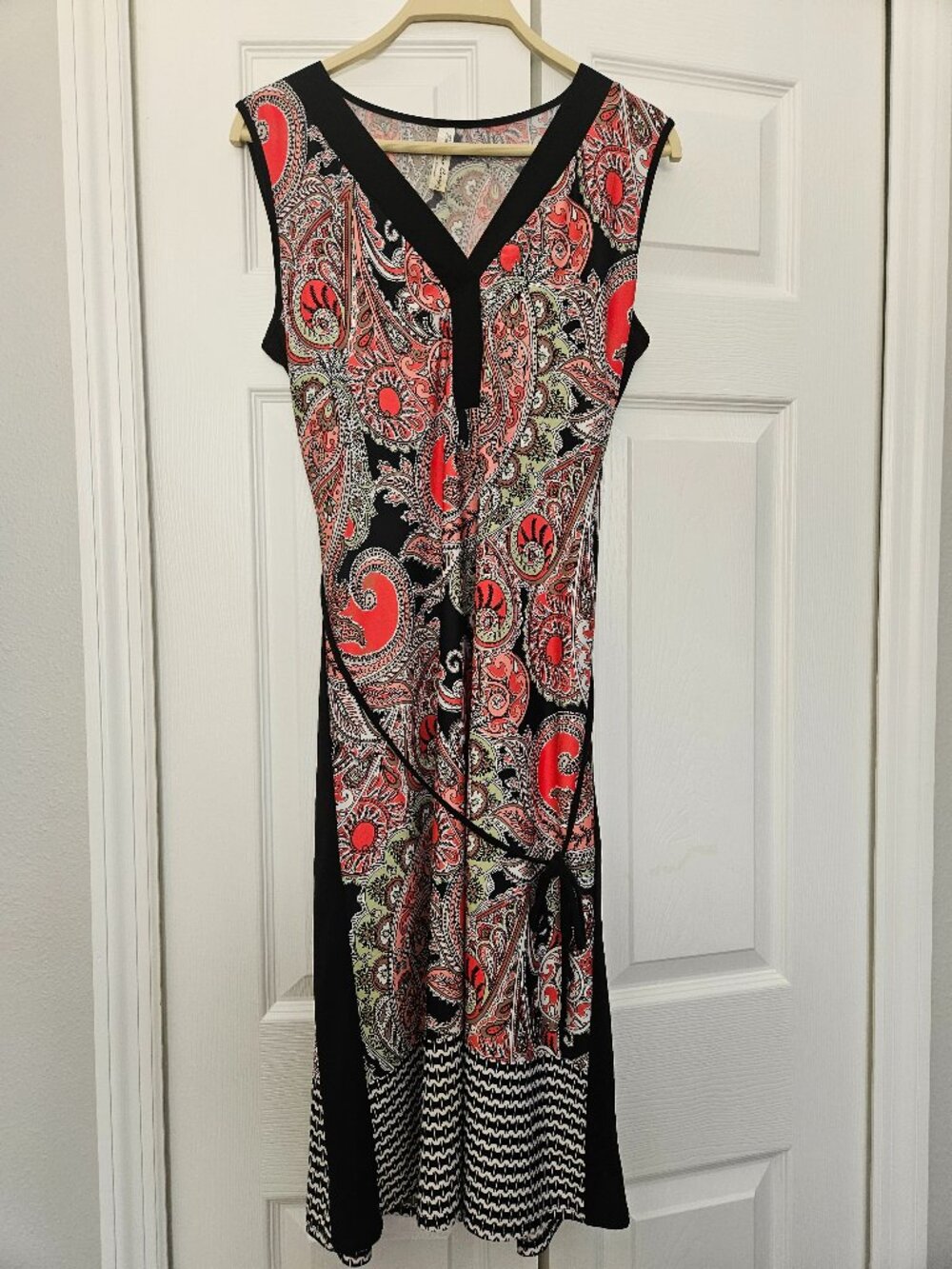Bohemian Sleeveless Midi Dress with Waist Tie